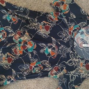 Lularoe perfect t